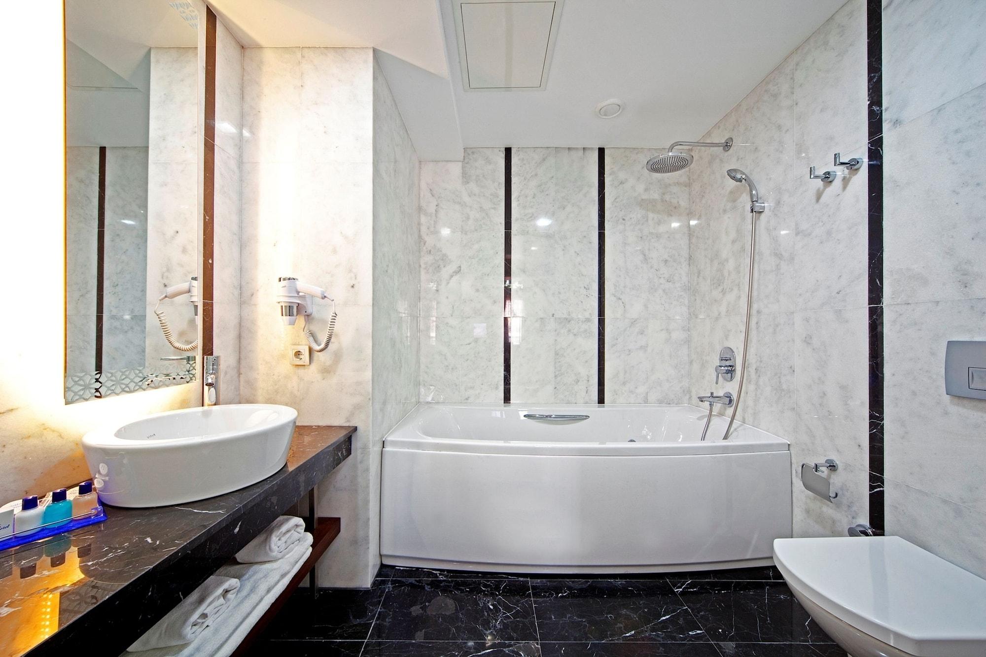 Azade Suites Istambul Extérieur photo